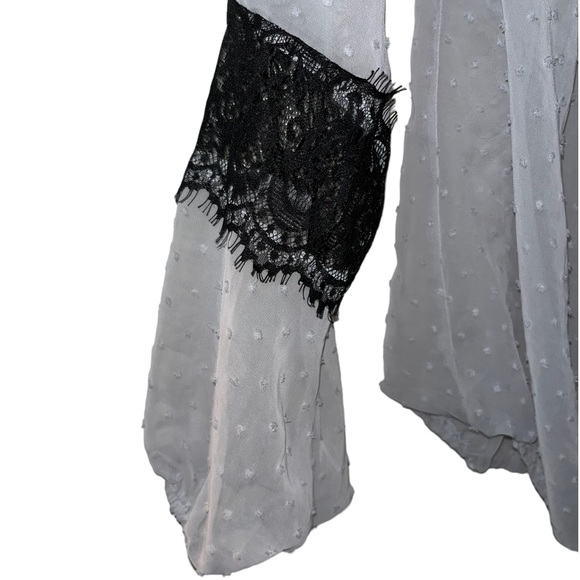 Altar’d State Lavender/Black Blouse (M) - Picture 2 of 4